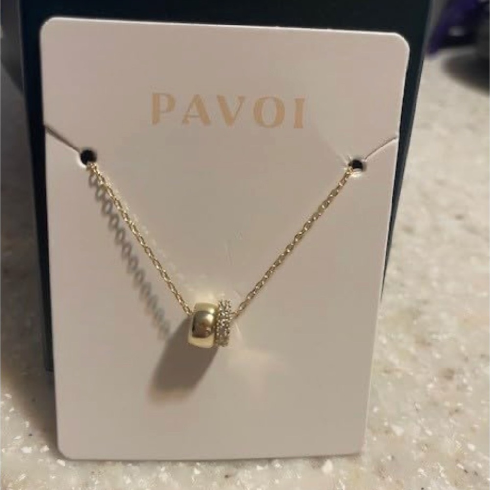 NEW WOMENS GOLD NECKLACE